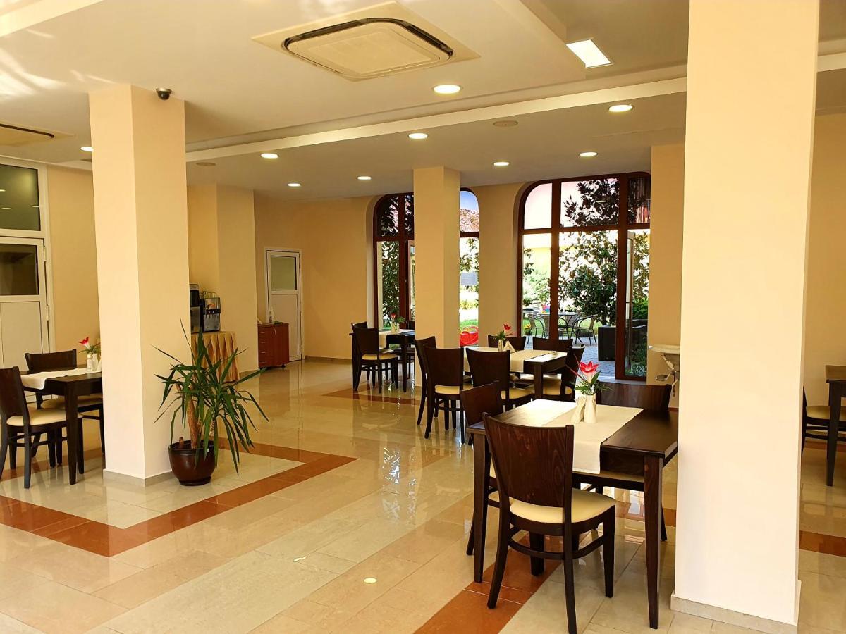 C Comfort Hotel & Wellness Hisarea Exterior foto